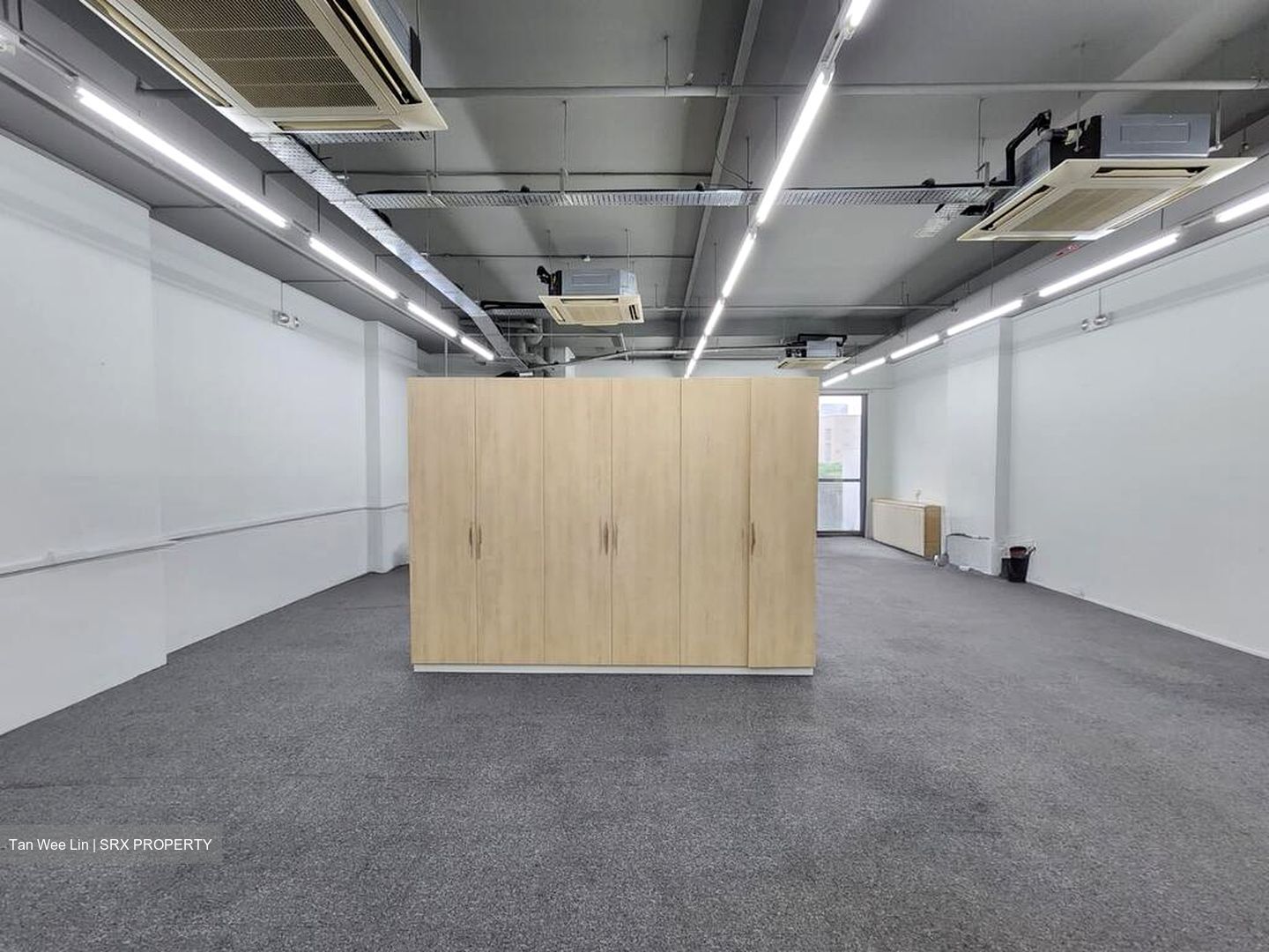 One Commonwealth (D3), Factory #527566311